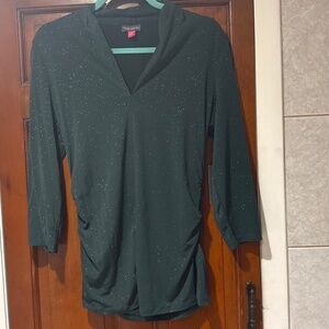 Vince Camuto emerald V- neck blouse
